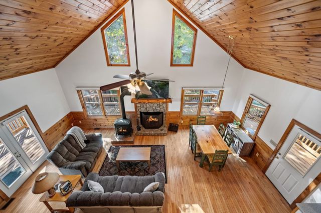 1655 Mangums Trail, Blue Ridge, GA 30513