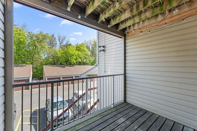 300 Shelard Parkway 209, Saint Louis Park, MN 55426