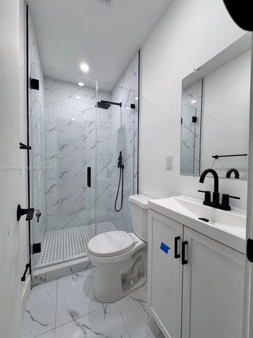 2381 NW 153rd St, Miami Gardens, FL 33054