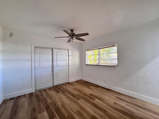 2381 NW 153rd St, Miami Gardens, FL 33054