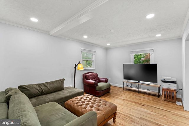 20103 SHELBURNE GLEBE RD, Purcellville, VA 20132