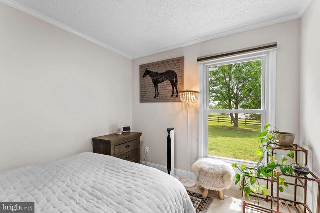 20103 SHELBURNE GLEBE RD, Purcellville, VA 20132