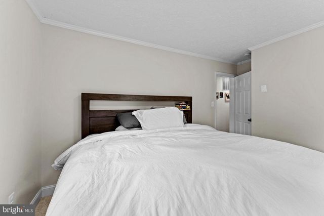 20103 SHELBURNE GLEBE RD, Purcellville, VA 20132