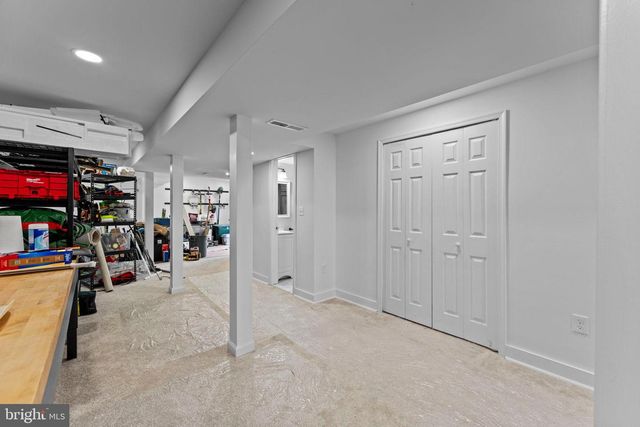 20103 SHELBURNE GLEBE RD, Purcellville, VA 20132