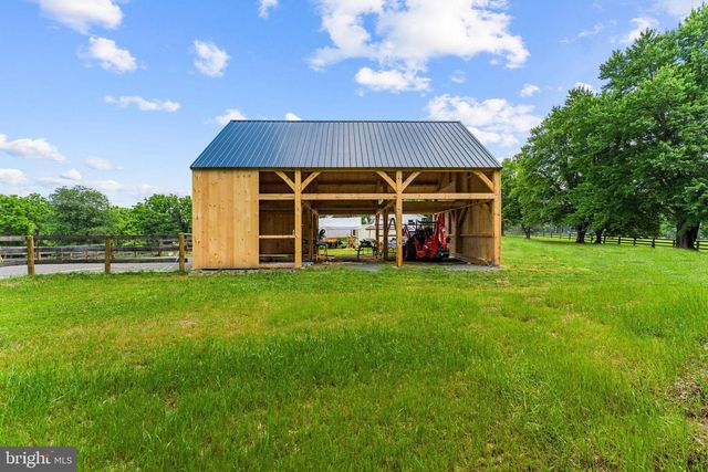 20103 SHELBURNE GLEBE RD, Purcellville, VA 20132