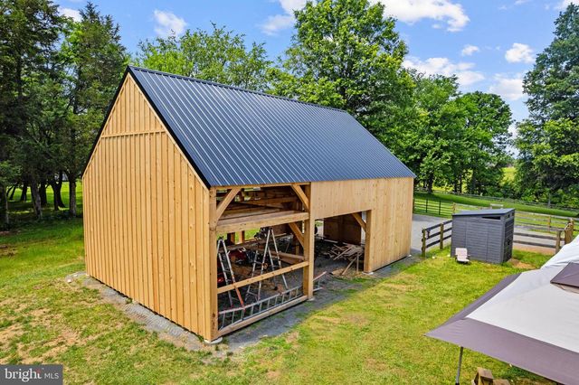 20103 SHELBURNE GLEBE RD, Purcellville, VA 20132