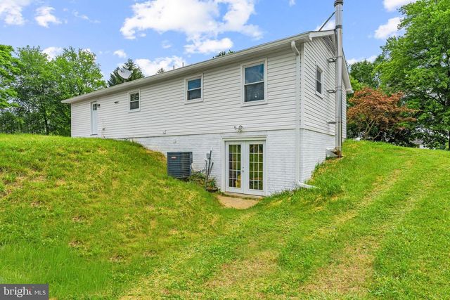 20103 SHELBURNE GLEBE RD, Purcellville, VA 20132
