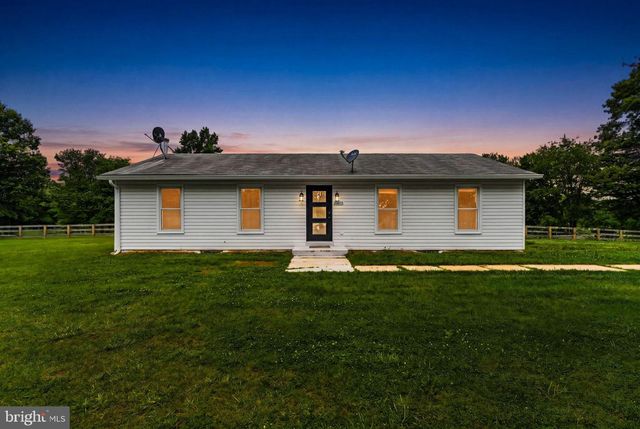 20103 SHELBURNE GLEBE RD, Purcellville, VA 20132