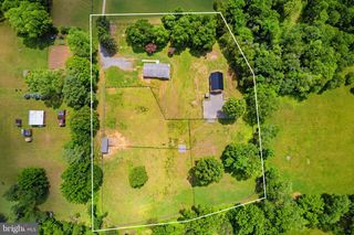 20103 SHELBURNE GLEBE RD, Purcellville, VA 20132
