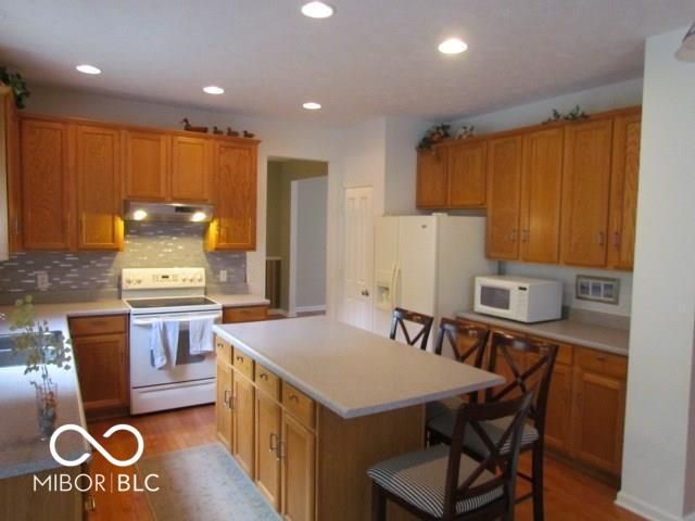 3783 Earhart Drive, Carmel, IN 46074