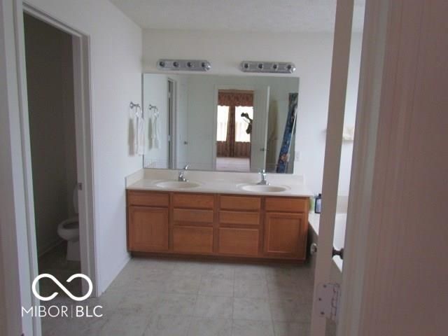 3783 Earhart Drive, Carmel, IN 46074