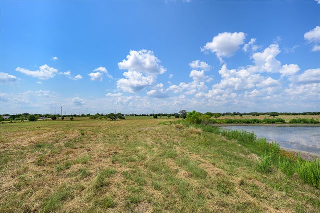 2171 E Highway 237, Round Top, TX 78954