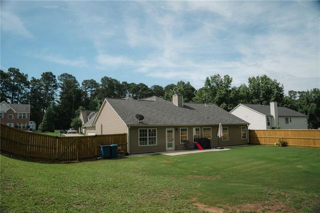 2844 Michelle Lee Drive, Dacula, GA 30019