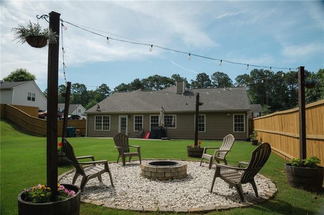 2844 Michelle Lee Drive, Dacula, GA 30019