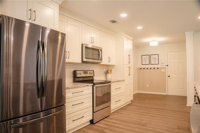 2844 Michelle Lee Drive, Dacula, GA 30019