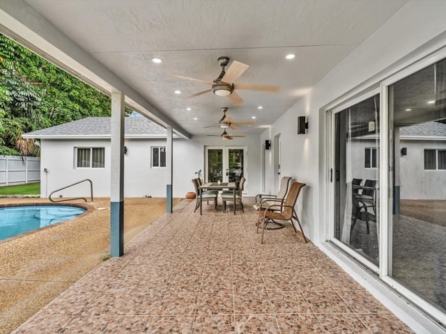9960 NW 23rd St, Coral Springs, FL 33065