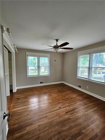 10913 W 50TH Terrace, Shawnee, KS 66203