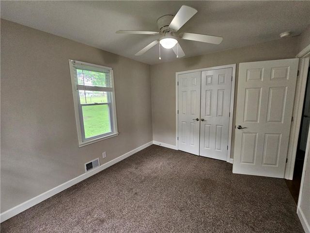 10913 W 50TH Terrace, Shawnee, KS 66203