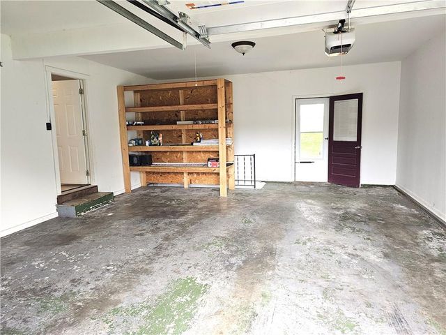 10913 W 50TH Terrace, Shawnee, KS 66203
