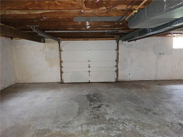 10913 W 50TH Terrace, Shawnee, KS 66203
