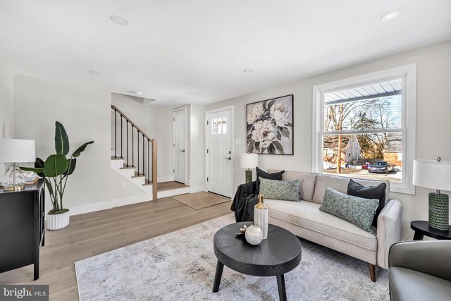 330 WINDSOR AVE, Hatboro, PA 19040