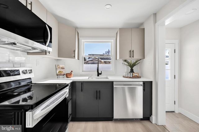 330 WINDSOR AVE, Hatboro, PA 19040