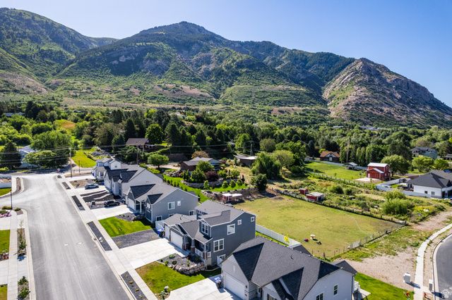 937 E 1850 N, North Ogden, UT 84414