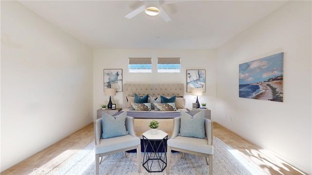 28620 Vista Del Rio, Valencia, CA 91354