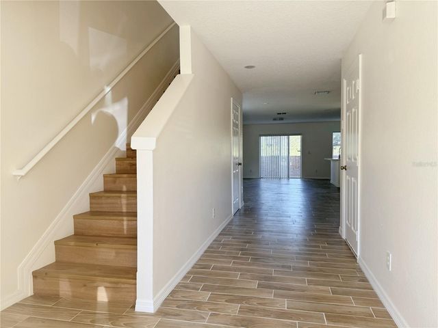 760 CRESTING OAK CIRCLE, Orlando, FL 32824