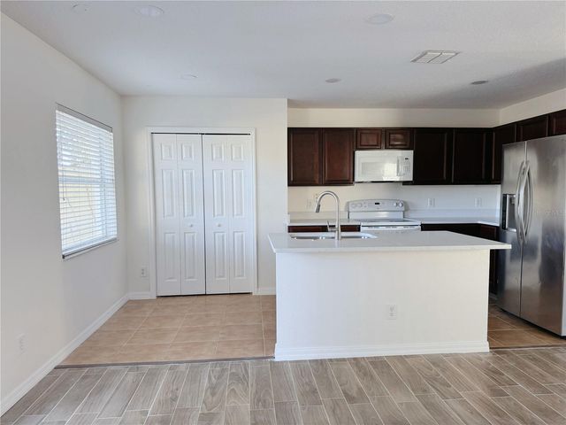 760 CRESTING OAK CIRCLE, Orlando, FL 32824