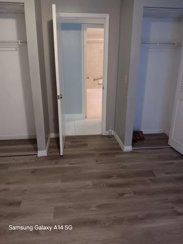 813 Sky Pine Way E1, Greenacres, FL 33415