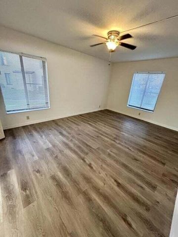 813 Sky Pine Way E1, Greenacres, FL 33415