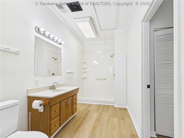 5301 Doc Bailey Road, Charleston, WV 25313