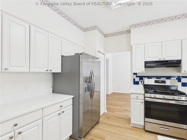 5301 Doc Bailey Road, Charleston, WV 25313