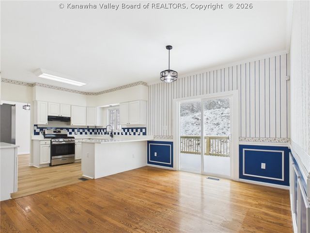 5301 Doc Bailey Road, Charleston, WV 25313