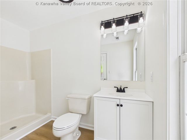 5301 Doc Bailey Road, Charleston, WV 25313