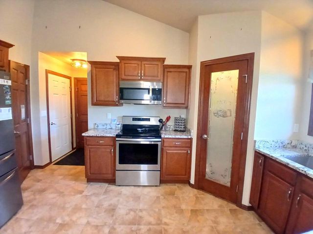 2680 SUSSEX ROAD, Green Bay, WI 54311