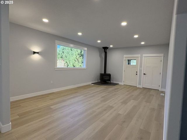 27741 Se Wallace Rd, Estacada, OR 97023