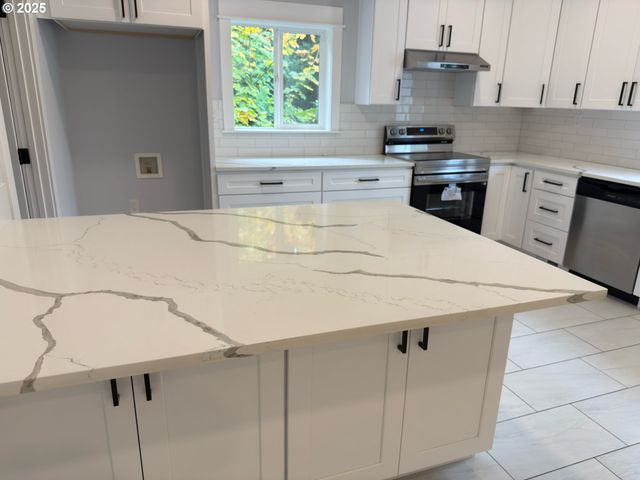 27741 Se Wallace Rd, Estacada, OR 97023