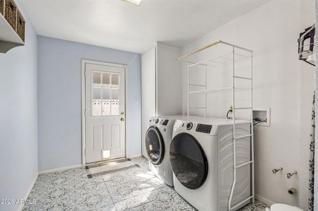 4616 S Poplar Street, Tempe, AZ 85282