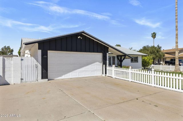 4616 S Poplar Street, Tempe, AZ 85282