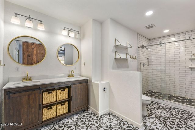 4616 S Poplar Street, Tempe, AZ 85282