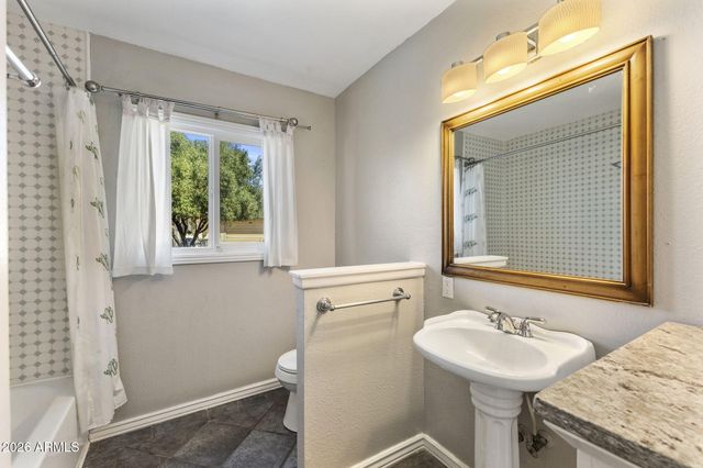 4616 S Poplar Street, Tempe, AZ 85282