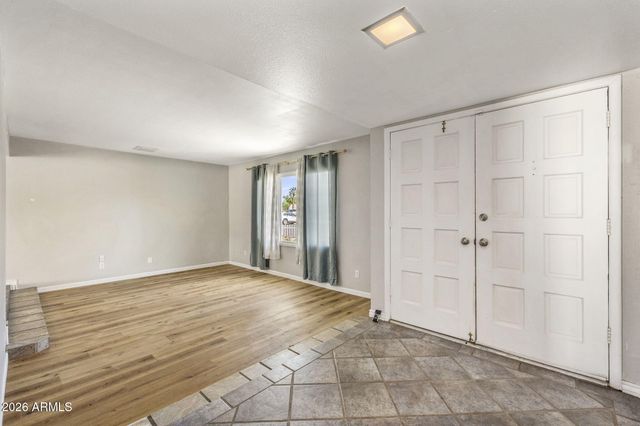 4616 S Poplar Street, Tempe, AZ 85282