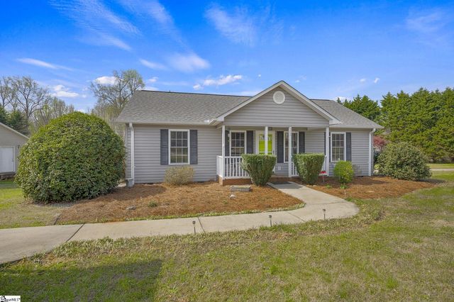 205 Timber Drive, Pickens, SC 29671