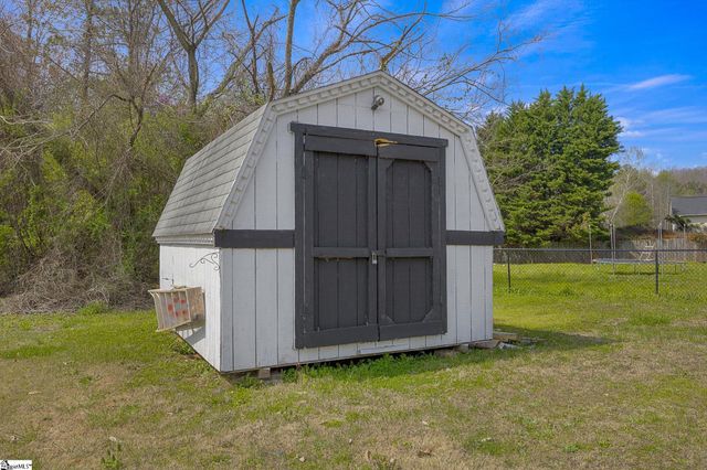 205 Timber Drive, Pickens, SC 29671