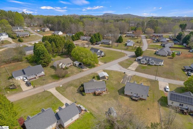 205 Timber Drive, Pickens, SC 29671