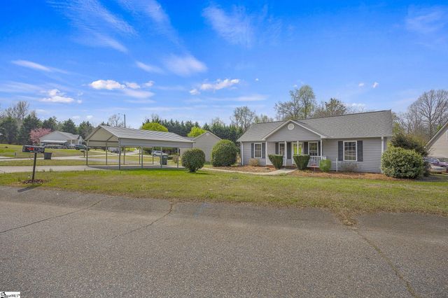 205 Timber Drive, Pickens, SC 29671
