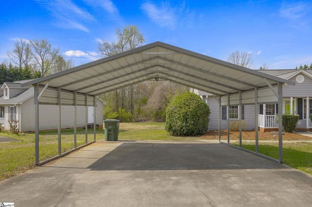 205 Timber Drive, Pickens, SC 29671