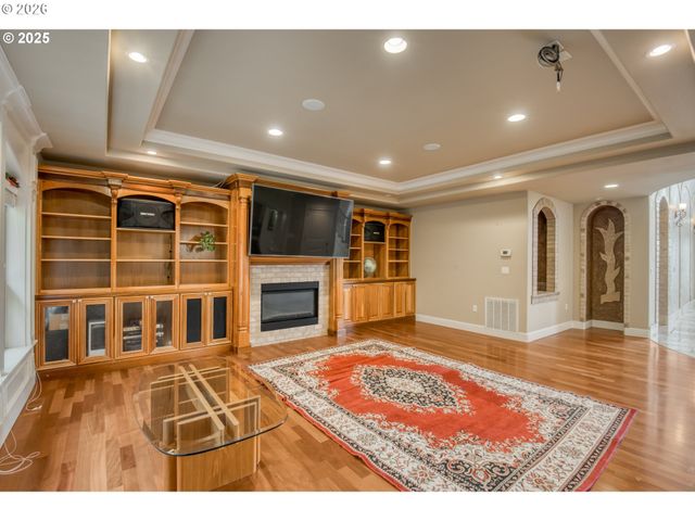 12491 Se CAPRI Ct, Happy Valley, OR 97086